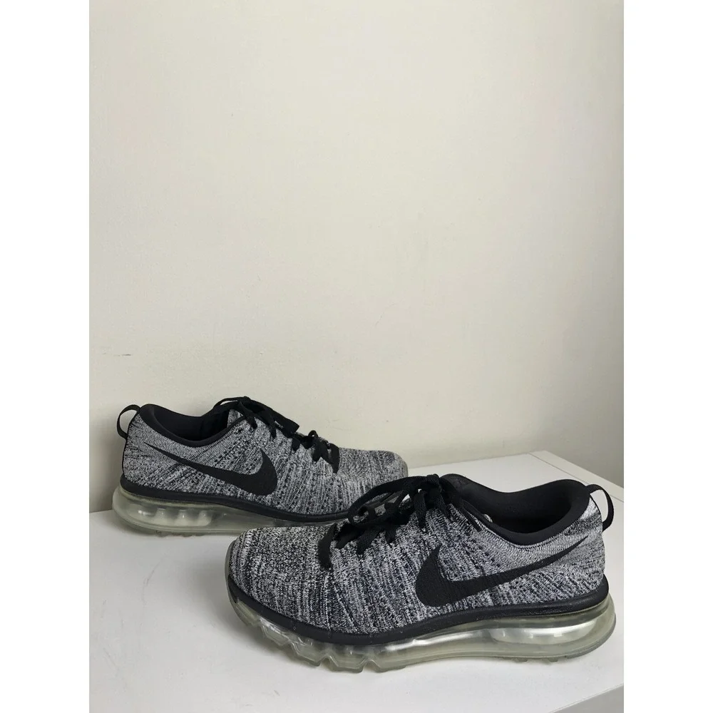 Nike Flyknit Air Max Oreo Men'sSz 9.5 No Box